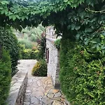 Koroni *